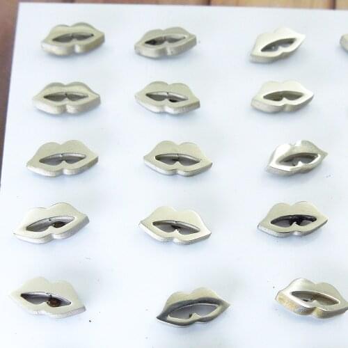 9mm Punk Lips High Quality Rose Crystal Earrings Wholesale Cool Stud Earrings Stainless Steel pattern earrings