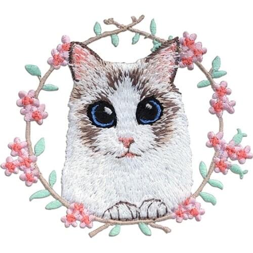 1PC Cute flower wreath Cat fabric patches Embroidery Iron On patches Applique Clothes Quality plants sticker DIY Applique