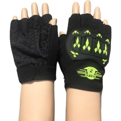 A Pair of New Spring and Summer Thin Sunscreen Riding Outdoor Half-finger Gloves Men Bike Gloves Motorcycle Gloves