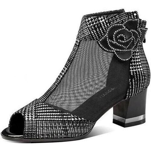 2021 NEW Sandals Boots Mesh Lace Shoe Woman Ankle Boots Peep toe High Heeled Sexy Shoes Back Zip Chunky Heel Flower Black Red