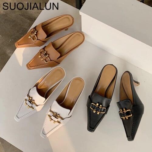 SUOJIALUN 2020 Summer Fashion Brand Mules Slipper Med Heel Outsides Ladies Slides Pointed Toe Slip On Luxury Beach Mules Shoes