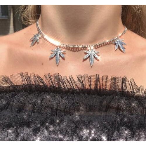 Fashion Punk Maple leaf Necklace Charms vintage Hip Hop Jewelry For Women Harajuku Gothic Choker Chains Accessories