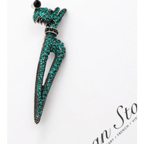 Trendy Unique Cartoon Dog Brooch Green Crystal Animal Brooches for Women Vintage Corsage Pins Jewelry Children Gifts