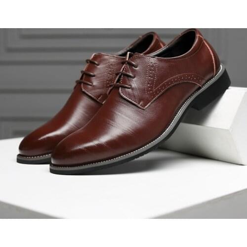 Large Size Men Oxfords Leather Shoes Fashion British Shoes Men Handmade Formal Men Flats Lace-Up Bullock Dress Shoes Men