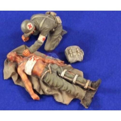 1/35 Resin Figure Building Kit U.S Medic with Wounded