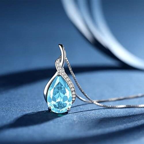 New Recommendation Fashion and Elegant Ladies Teardrop Pendant Necklace Birthday Gift Clavicle Chain Jewelry