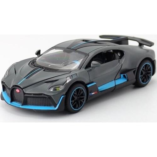 1:32 Scale Diecast Model Bugatti DIVO Super Sport Toy Sound & Light Gift Educational Collection Pull Back Doors Openable Car