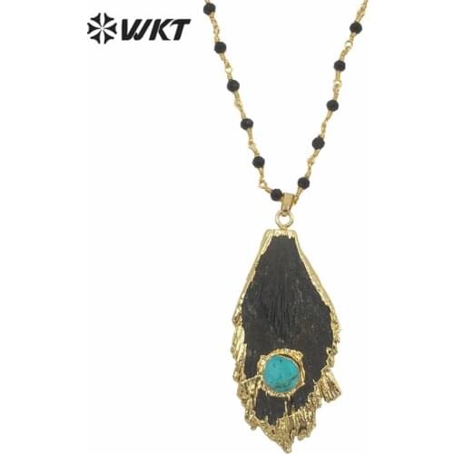 WT-N963 Wholesale Custom Gold Trim Raw Black Kyanite With Black Beads Rosary Chain Unique Black Random Pendant Necklace