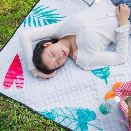 Outdoor Folding Picnic Blanket Garden Camping Mat Pad for Family Friends