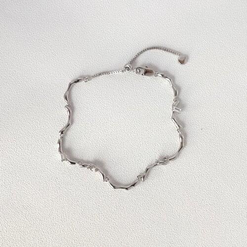 Wave pattern bracelet design accessories hand ornaments cold wind simple female fashion jewelry