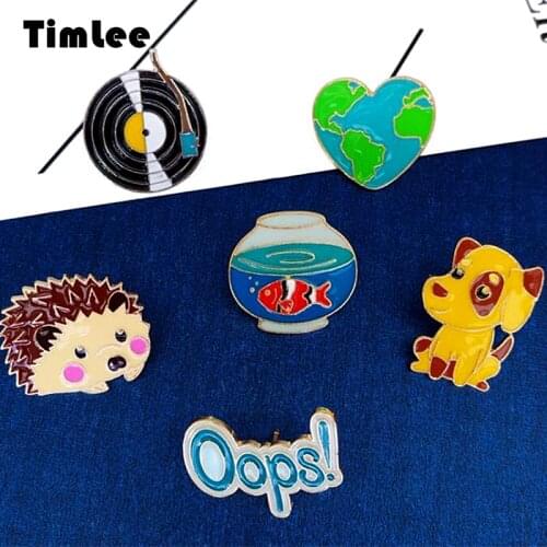 Timlee X280 Free shipping Cartoon Lovely Phonograph Goldfish Jar Hedgehog Heart dog Brooch Pins,Fashion Jewelry Wholesale