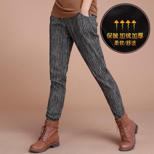Fashion womens winter new Korean version of the elastic waist stripe plus velvet warm cotton cloth Harlan casual slim trousers