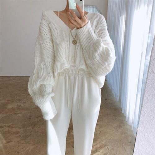 Alien Kitty Women's Knitted Cardigans