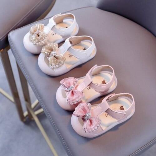 2021 Summer New Girls Sandals Baby Fashion Pearl Princess Shoes Soft Sole Toes-capped Baby Childrens Shoes Bow-knot Sweet Hot