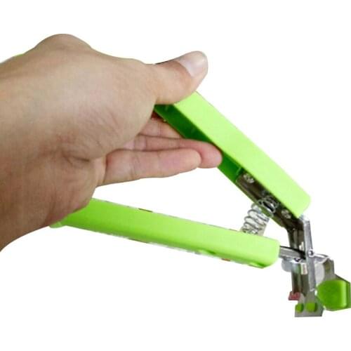 Picnic Pot Anti-Hot Clip Holder Clamp Anti-scraping Lifter for Bowl Dish Kitchen Microwave Oven STTA889