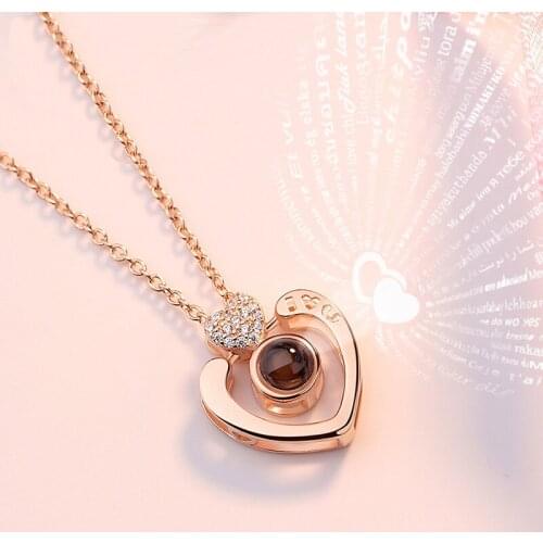 Love Shape Projection Metal Crystal Necklace Girls Romantic Rose Gold Jewelry Stainless Steel Simple Fashion Collar Chain Lovers