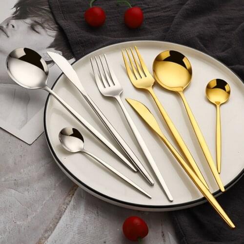 Western 24pcs Tableware Set Stainless Steel Flatware Cutlery Set Home Food Steak Knife Fork Coffee Spoon Kits Party Dinner Set
