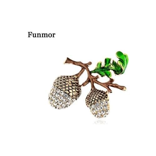 Funmor Oak Acorns Pine Tower Brooch Enamel Pins For Women Men Banquet Party Weddings Accessories Gifts Suit Coat Ornaments Joias
