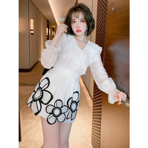 Top Quality Flounce Lace Shawl Collar top+Floral Embroidered skirt set new summer