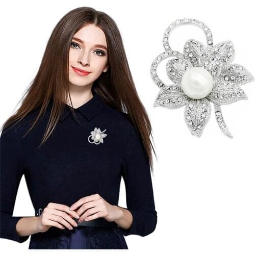 New Crystal Flowers Leaves Metal Brooch Elegant Boutique Women Dress Dinner Pins Brooches Party Jewelry Accessories