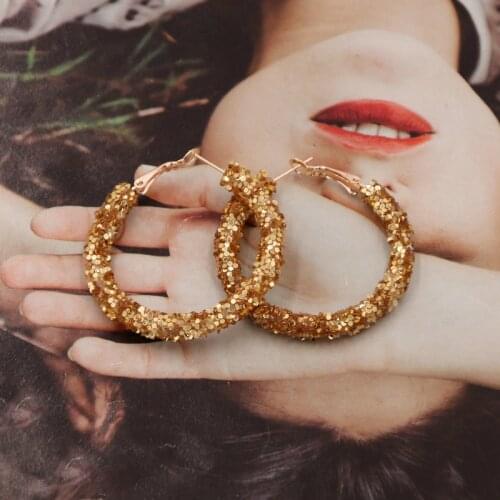 XuJiafu New Hoop Earrings For Women 32 Colors Flash C Shaped Earrings Female Fashion Earrings Hot Selling Jewelry Gift Oorbellen