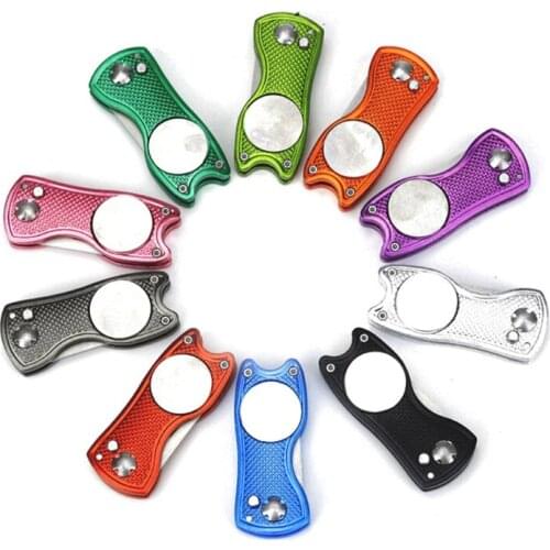 Stainless Steel Folding Golf Divot Repair Fork with Magnetic Button Pitch Groove Remover Cleaner Pitchfork Switchblade Tool