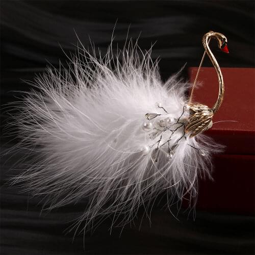 Women Luxury Brooches Swan Feather Brooch Pin and Pins Jewelry Scarf Clip Bird Rhinestone Banquet Brooch Accessories