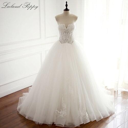 Lceland Poppy A-line Strapless Tulle Wedding Dresses 2020 Sleeveless Lace Appliques Floor Length Vestido de Novia Bridal Gown