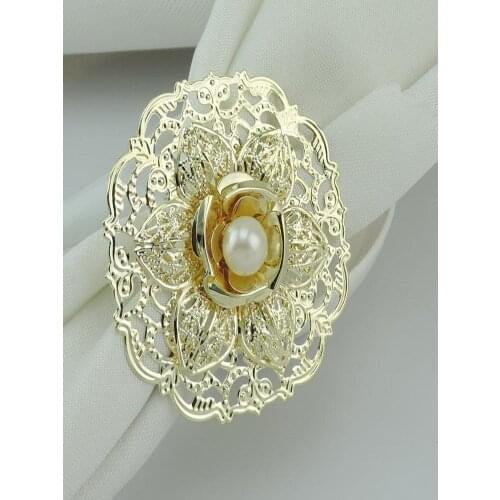 Fashion Gold Metal Flower Styles Napkin Rings White Pearls Buckle For Wedding Reception Party Table Decorations Supplies