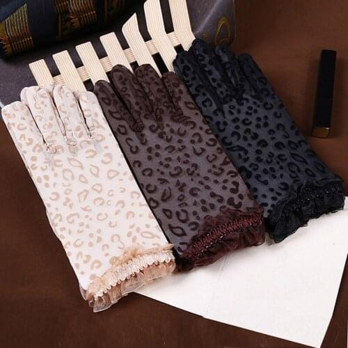 Beautiful Womens Summer UV-Proof Driving Lace Gloves Women Sun Protection Glove Summer/Autumn Lady Sunscreen Golves