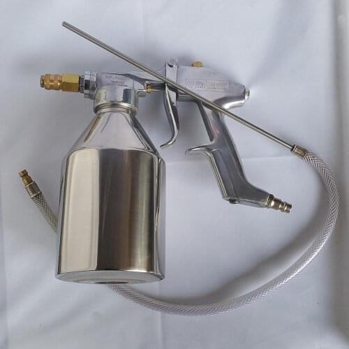 Inner wall spray gun Engine cleaning A cleaning gun for Mercedes-Benz engines. High-end car engine dedicated