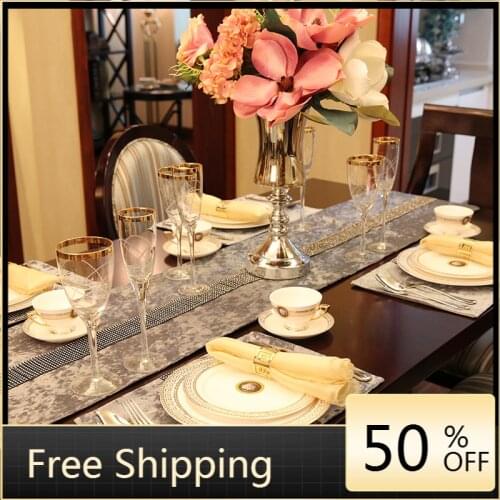 Plate Set Porcelain Tableware Kitchen Plates Set Ceramic Luxury Gold Bone China Vajillas Completas De Porcelana Kitchen Dishes