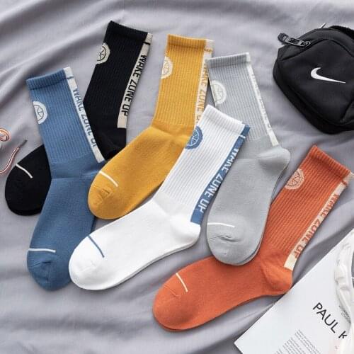 1 Pair Autumn Winter New Sports Couple Socks Personality Letter Printing Unisex Cotton Socks Comfortable Soft Hip Hop Long Socks