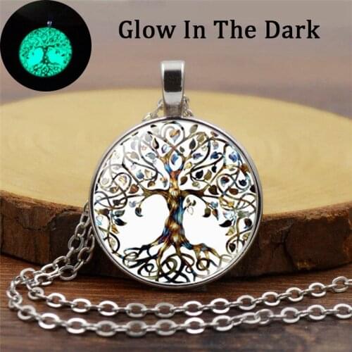 New Men Women Fashion Jewelry Glass Alloy Glow In The Dark Pendant Necklace Vintage Tree Of Life Luminous Necklace Gifts