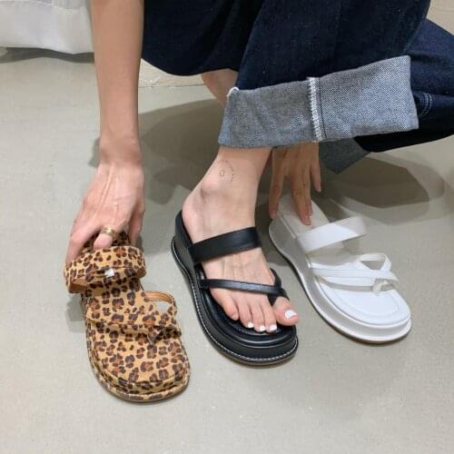 Creepers Leopard pattern clip toe slippers women sandalias summer platform shoes woman flip flops wedges high heels slides 2021