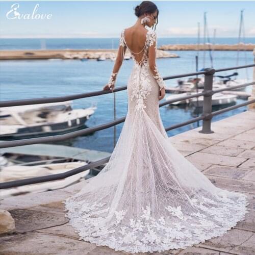EVALOVE Romantic Scoop Neck Backless Pearls Straps Mermaid Wedding Dresses Gorgeous Appliques Sparkly Lace Princess Bridal Gown