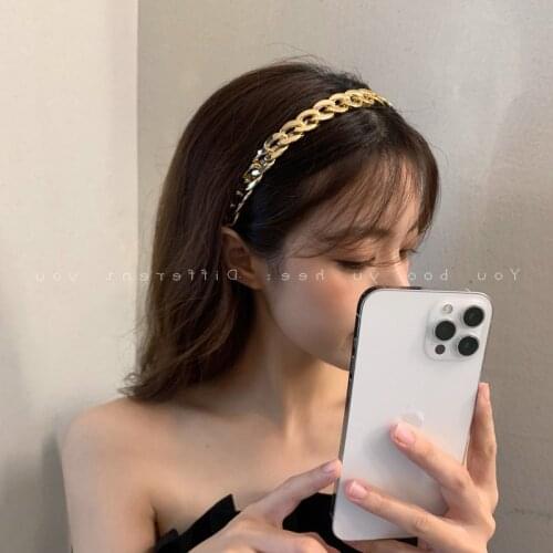 Fashion geometric chain girls hairbands 2021 new niche designer headband hair cardins tide ornament tiaras accessories for women