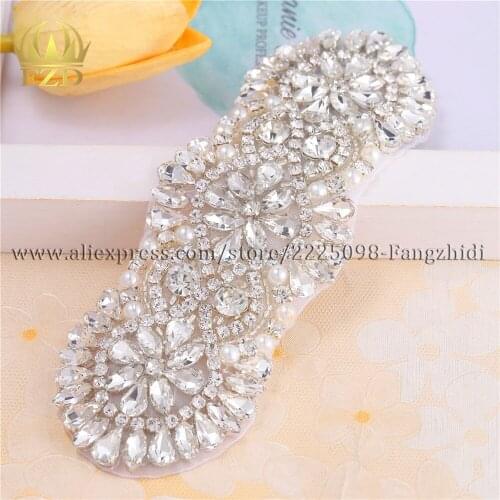 30 Pcs Wedding Decoration Rhinestone Withe Applique Crystal Sewing Rhinestone Appliques Patches For Dress Embellishments Glass