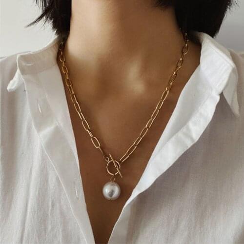 Gothic Baroque Pearl Pendant Choker Necklace for Women Wedding Punk Big Bead Lariat Gold Color Long Chain Necklace Jewelry