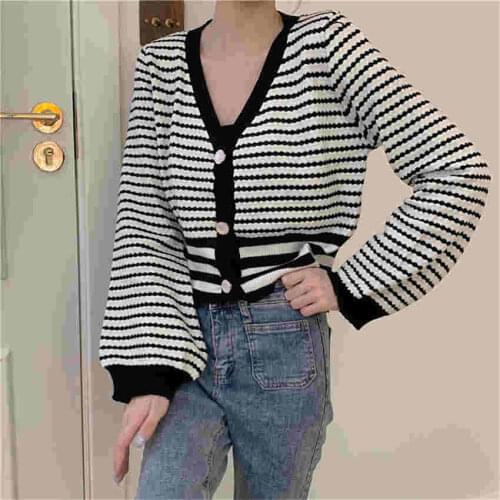 Korean Style Knitted Cardigan Women Striped Sweater Mujer Autumn Winter Cardigans Crop Top Lantern Sleeve Designer Pull Femme