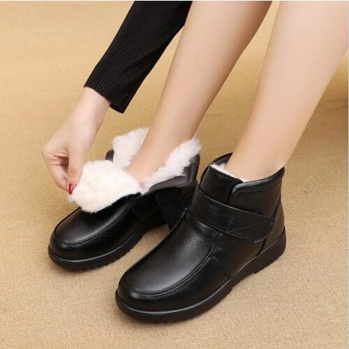 New Genuine Leather Ankle Boots Woman Thick Wool Shoes Soft Snow Boots Elderly Women Casual Shoes Winter Outdoor Walking Boots