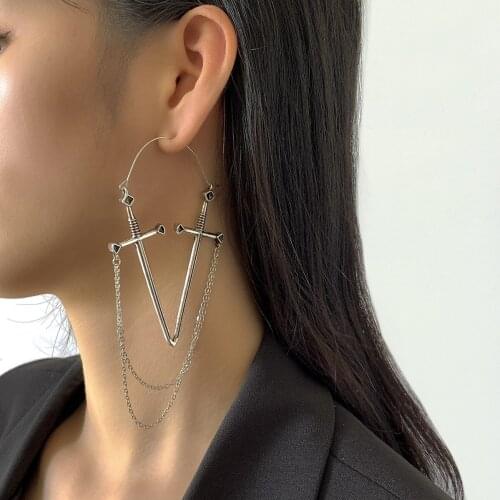 1 Pcs Hip Hop Hyperbole Metal Sword Earring Long for Women Cosplay Club Party Trendy Vintage Tools Chain Tassel Earrings Jewelry