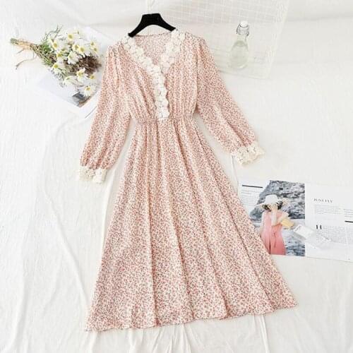 2021 New Fashion Womens French Vintage Dress Women Elegant Lace V Neck Long-Sleeved Chiffon Floral Dresses Mid-calf Vestidos