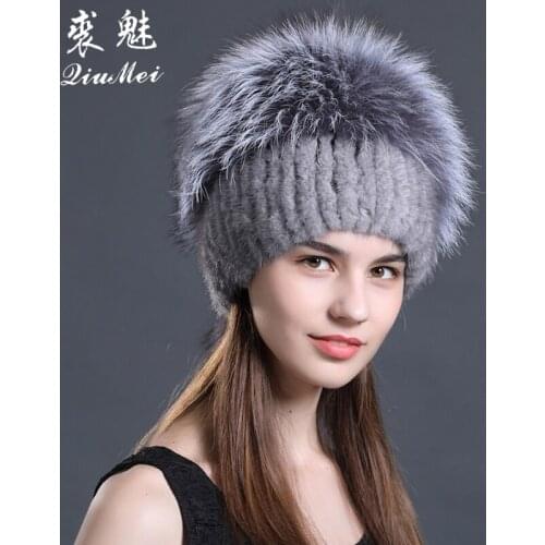 2018 New Style Winter Warm Real Mink Fur Cap For Women Natural Mink Hats Vertical Weaving With Fluffy Fox Fur On The Top Fur Hat