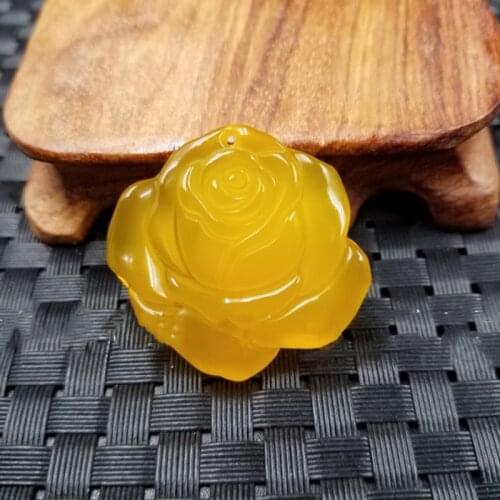 Natural Agate Chalcedony Rose Pendant Necklace Jewelry Fine Jewelry Five color Rose Chalcedony Couple Jade Pendant Necklace