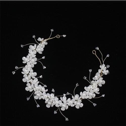 Bride White Four-Leaf Flower Headband Long Hair Accessories Wedding Modeling Studio Ornament