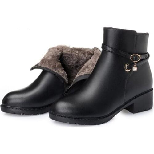 ZXRYXGS Brand Boots Comfort Warm Plush and Wool Snow Boots Women Boots 2020 New Plus Size Thick Heel Cowhide Fashion Shoes Boots