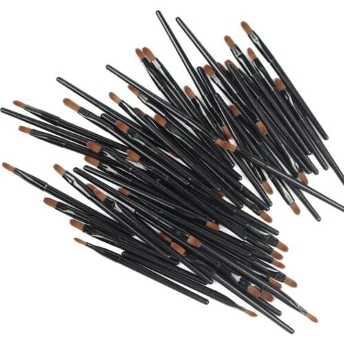 50Pcs Disposable Lip Brush Gloss Wands Applicator Professional Makeup Cosmetic Brush Lip Liner Brush Eyeliner Brush Makeup Tools