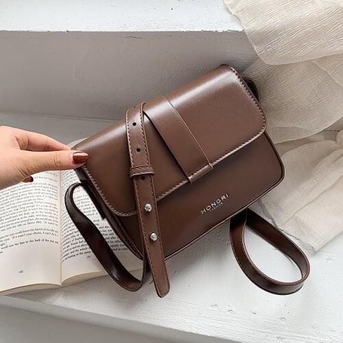 2020 new womens bag PU leather solid color soft leather fashion retro texture fashion messenger bag shoulder small square bag