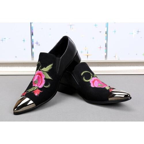 Vintage British Style Mens Pointed Business Dress Shoes Brock Carved Mens Shoes